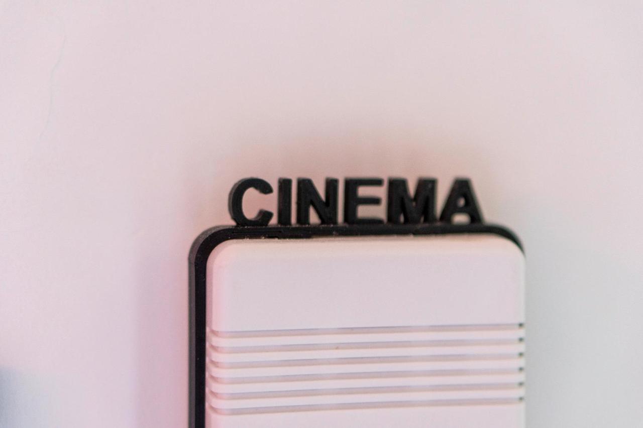 Roma Reva: Design Et Home Cinema Nîmes Kültér fotó